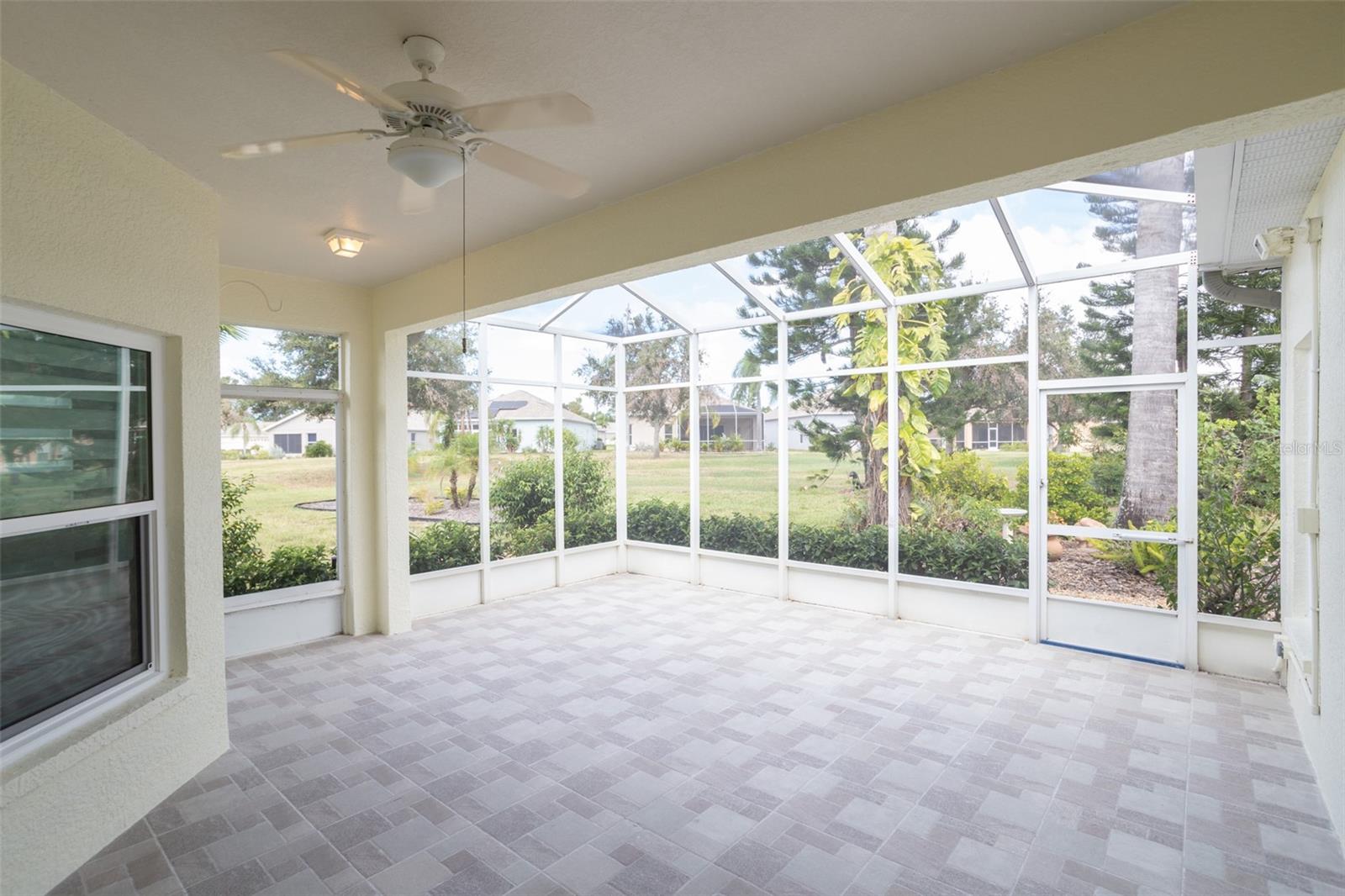 KEY VISTA PH 01 - Residential