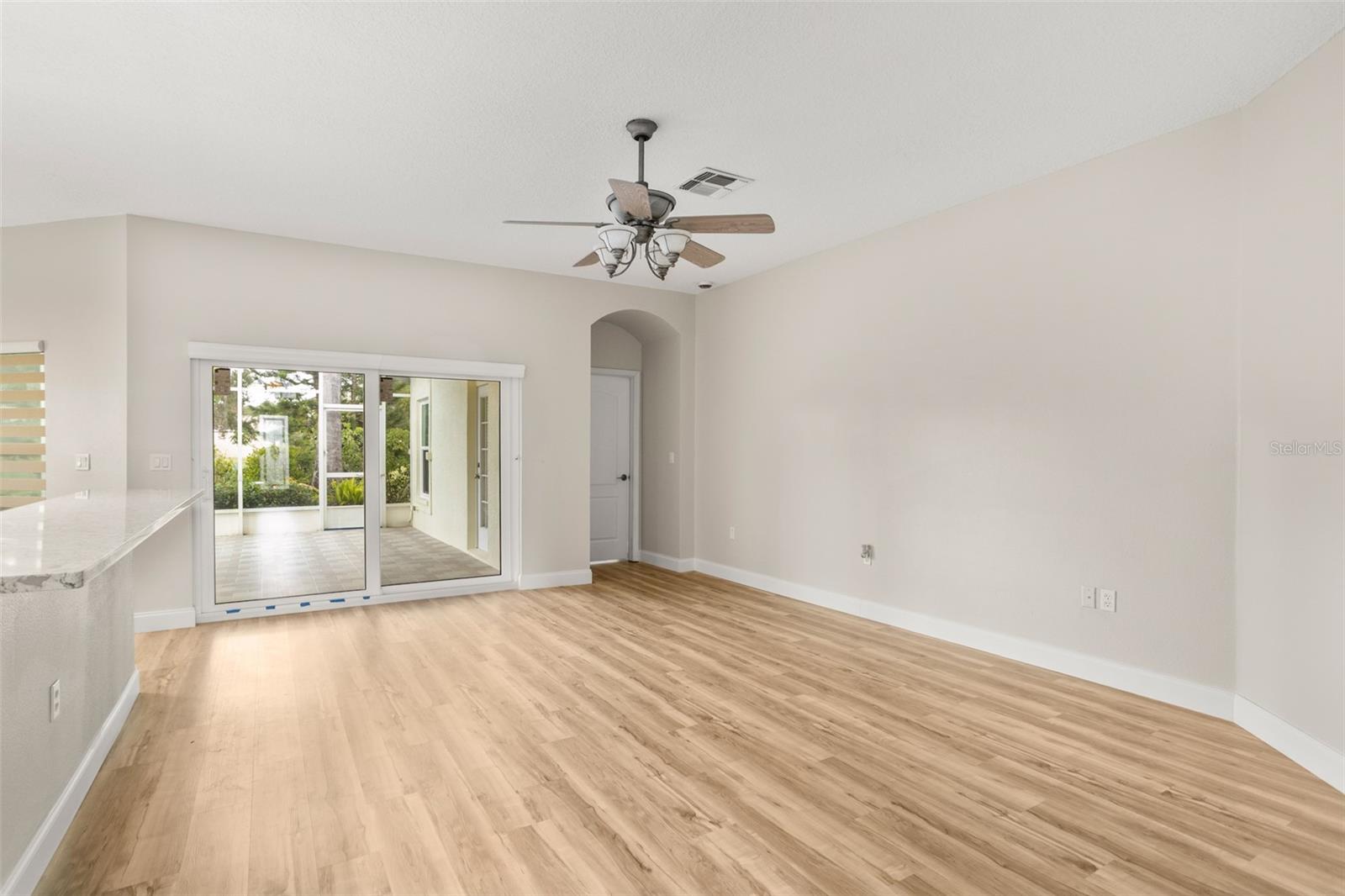 KEY VISTA PH 01 - Residential