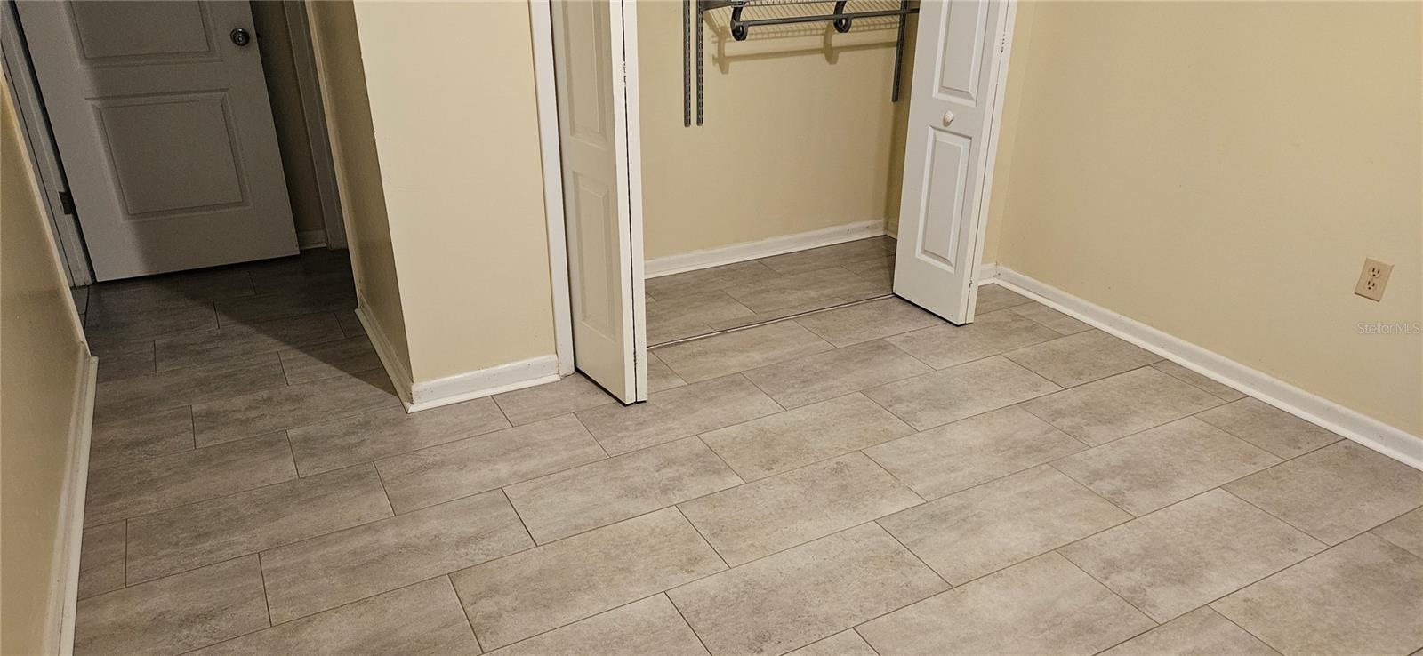 EDGEWATER CONDO APTS - Residential