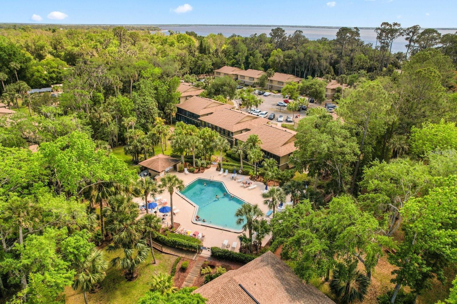 EDGEWATER CONDO APTS - Residential