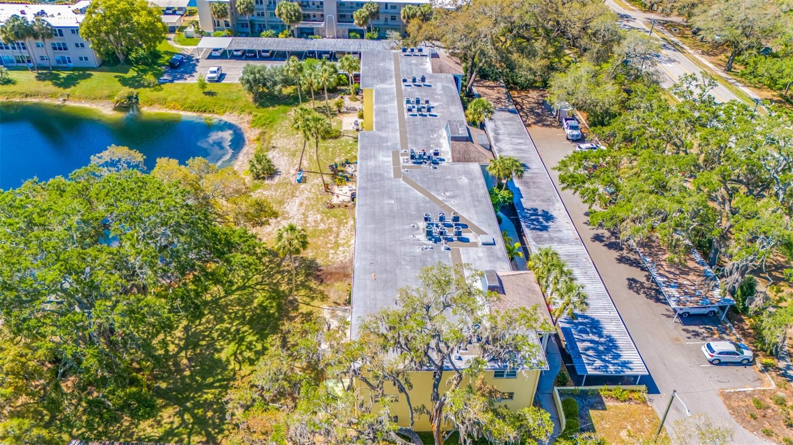 HEATHER HILL APTS - Residential