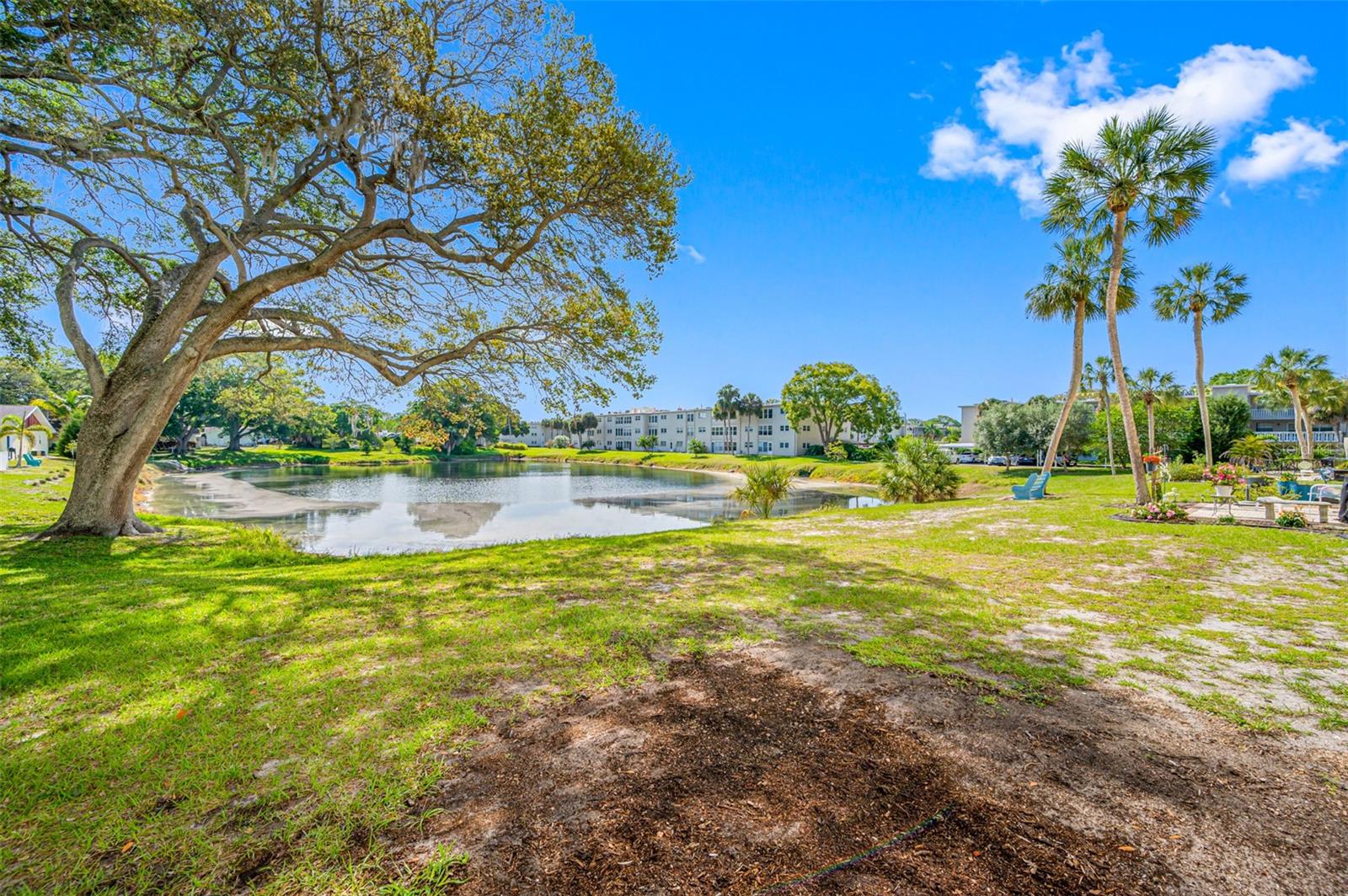 HEATHER HILL APTS - Residential