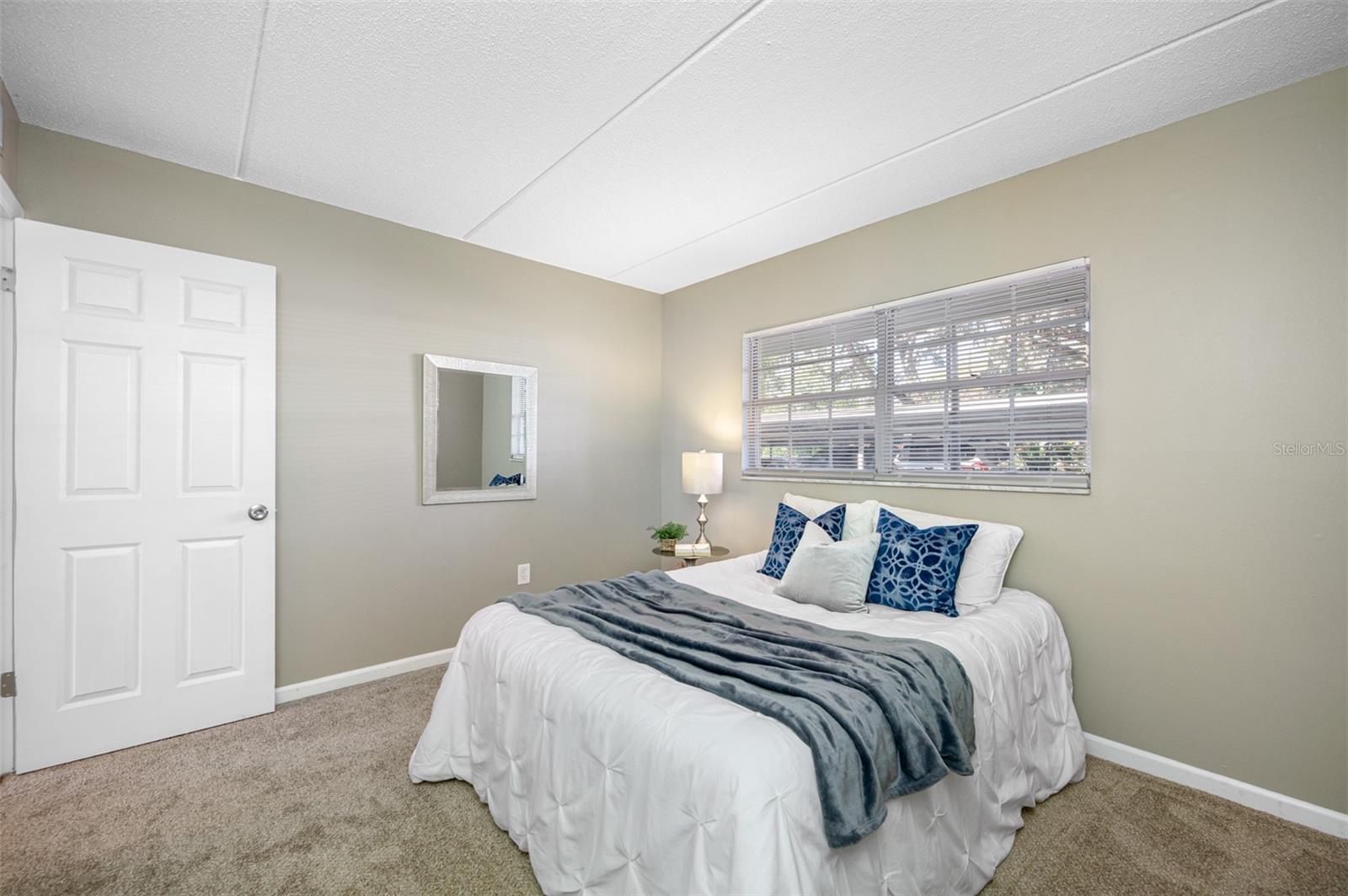 HEATHER HILL APTS - Residential