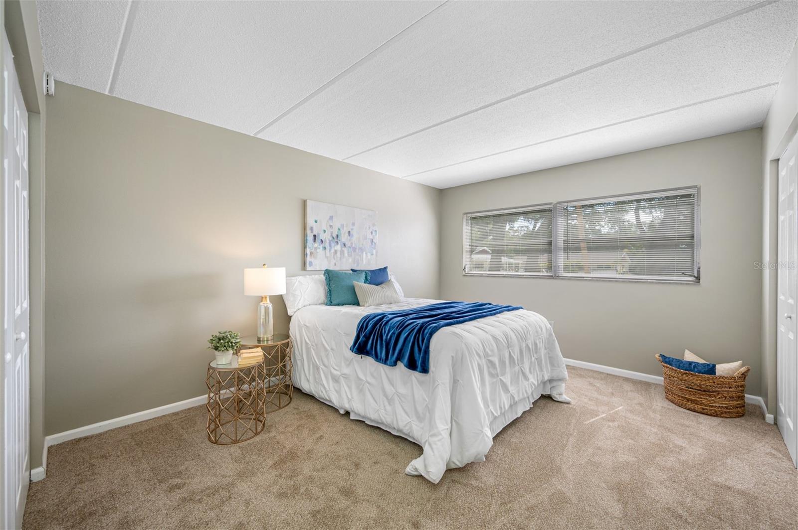 HEATHER HILL APTS - Residential