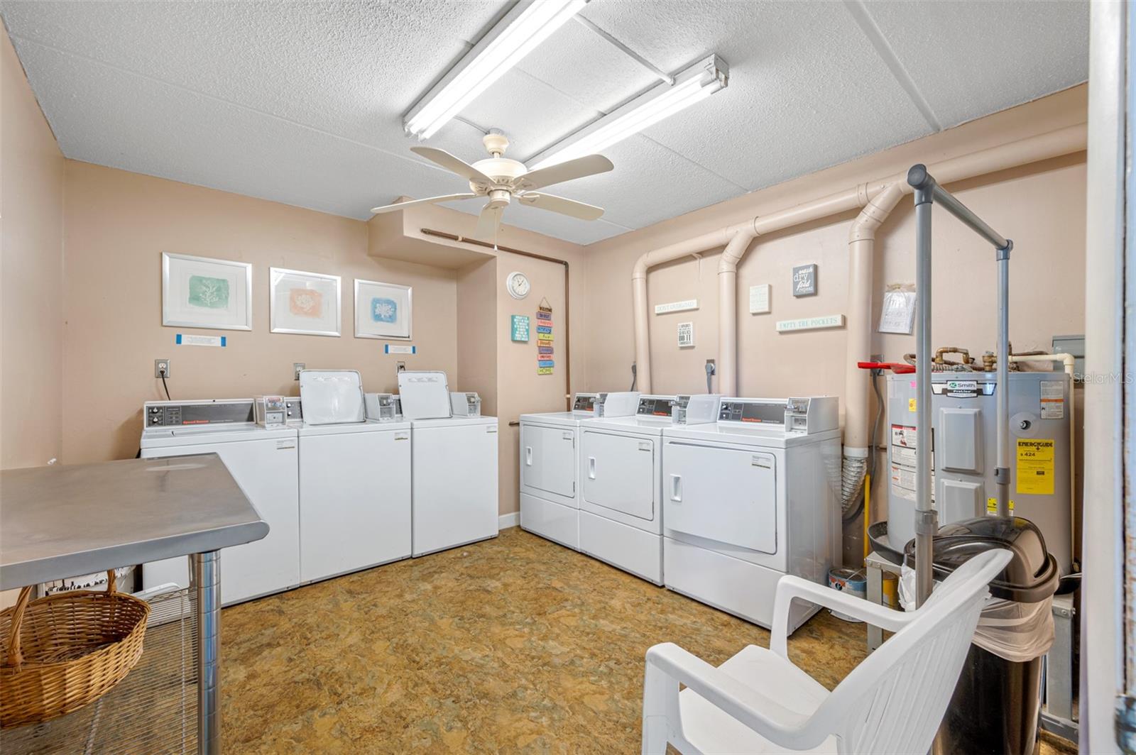 HEATHER HILL APTS - Residential