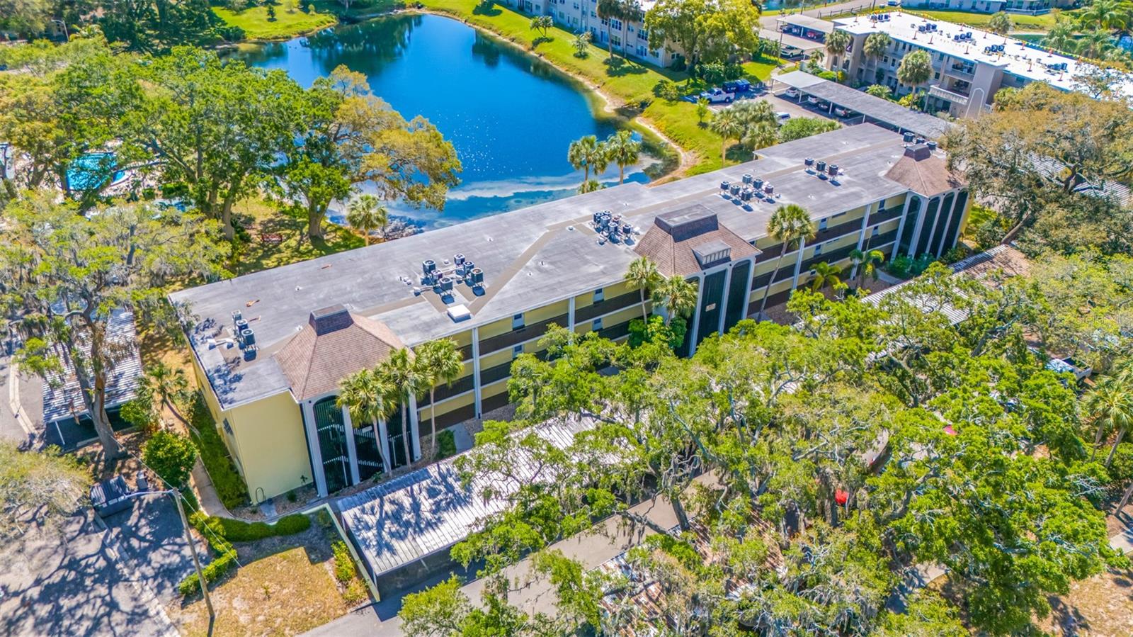 HEATHER HILL APTS - Residential
