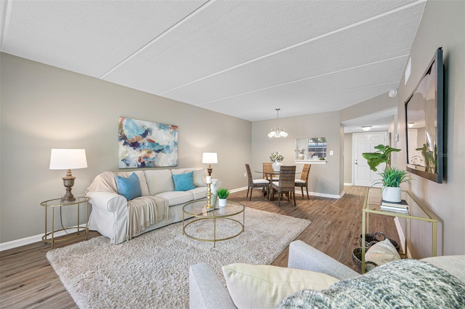 HEATHER HILL APTS - Residential