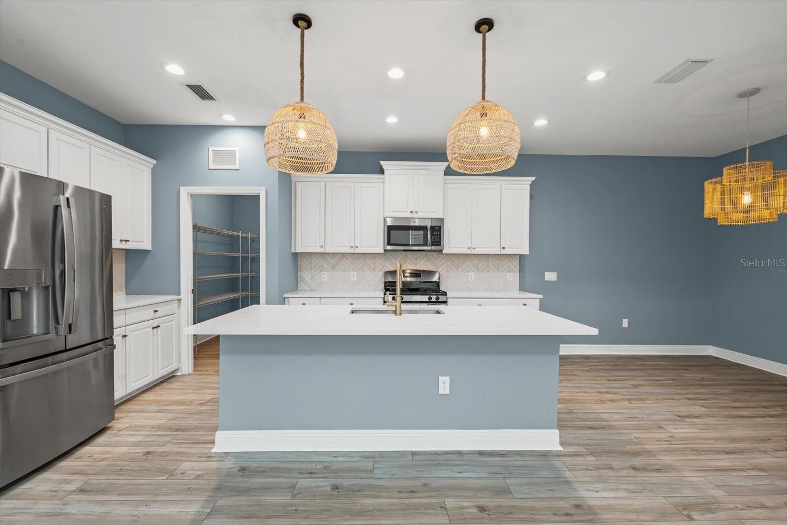 MAGNOLIA POINT - Residential