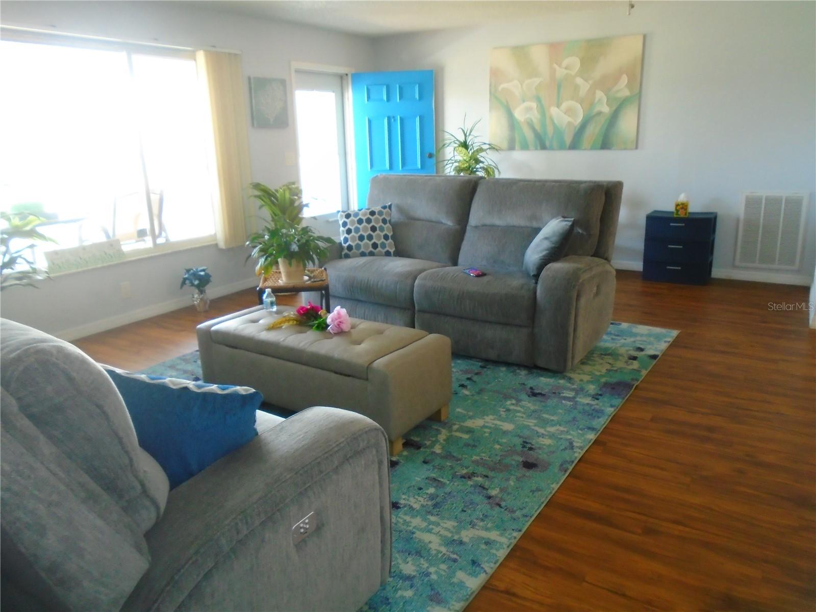 MAINLANDS OF TAMARAC BY THE GULF UNIT 6 CONDO - Residential