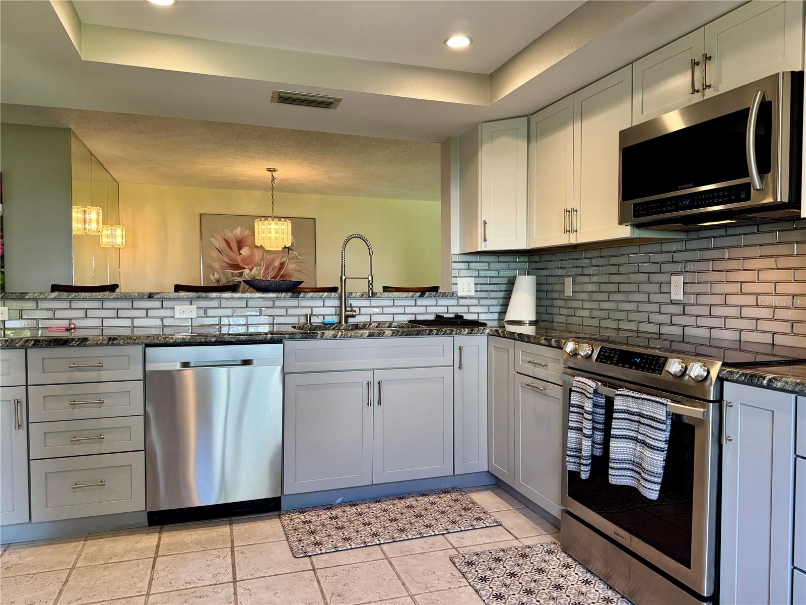 3500 EL CONQUISTADOR PARKWAY 347