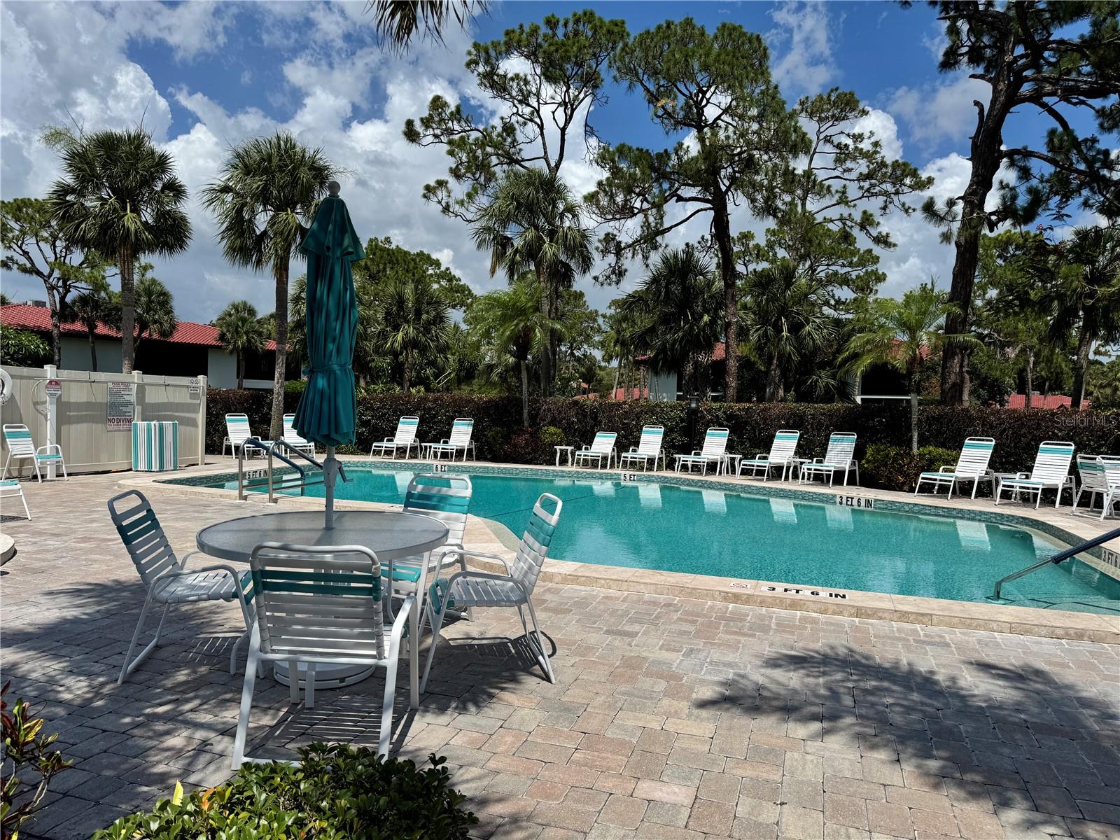 VALENCIA GARDEN III - Residential