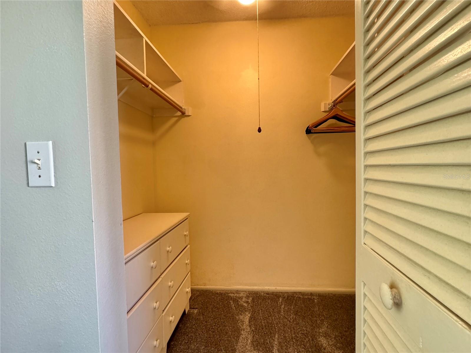 VALENCIA GARDEN III - Residential