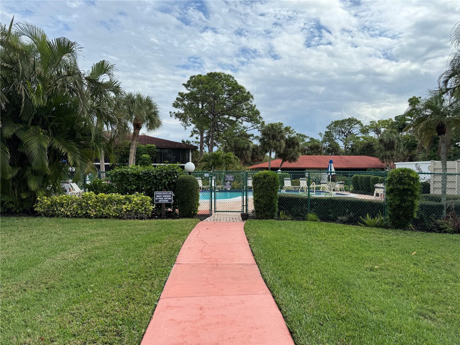 VALENCIA GARDEN III - Residential