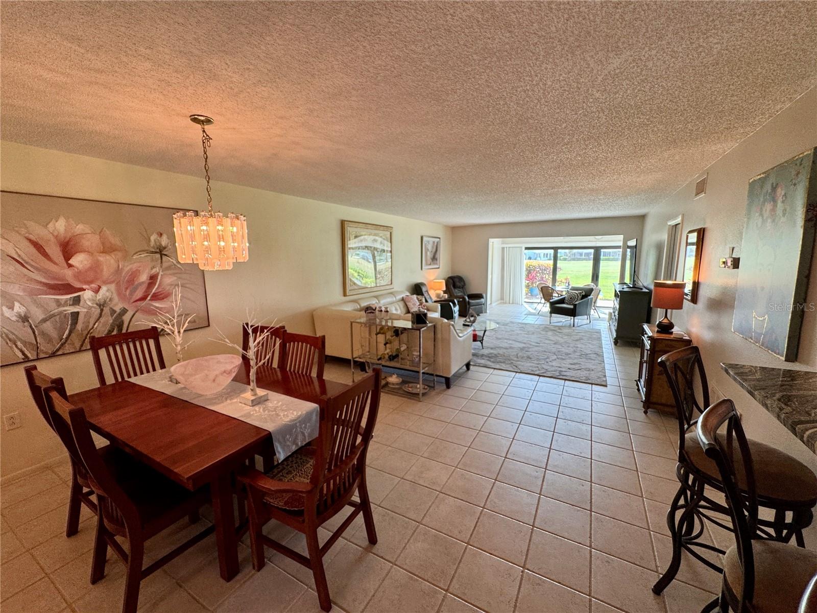 VALENCIA GARDEN III - Residential