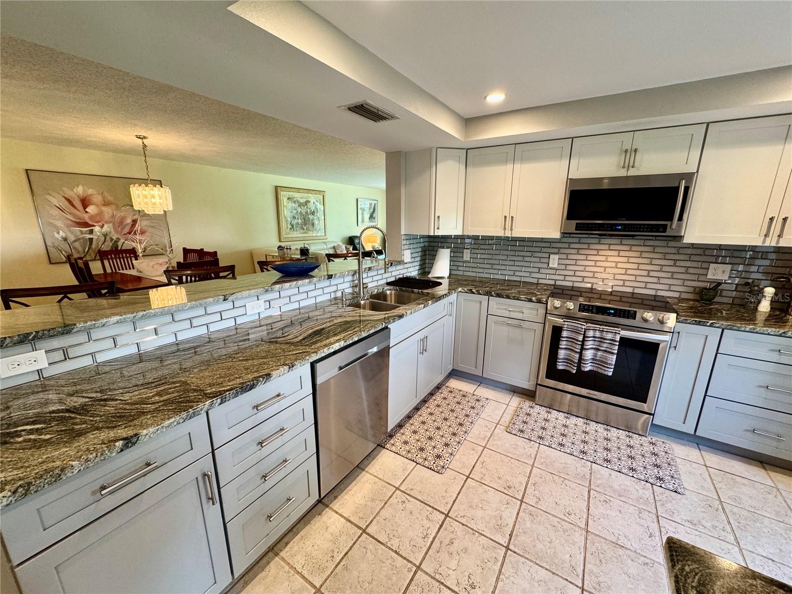 3500 EL CONQUISTADOR PARKWAY 347