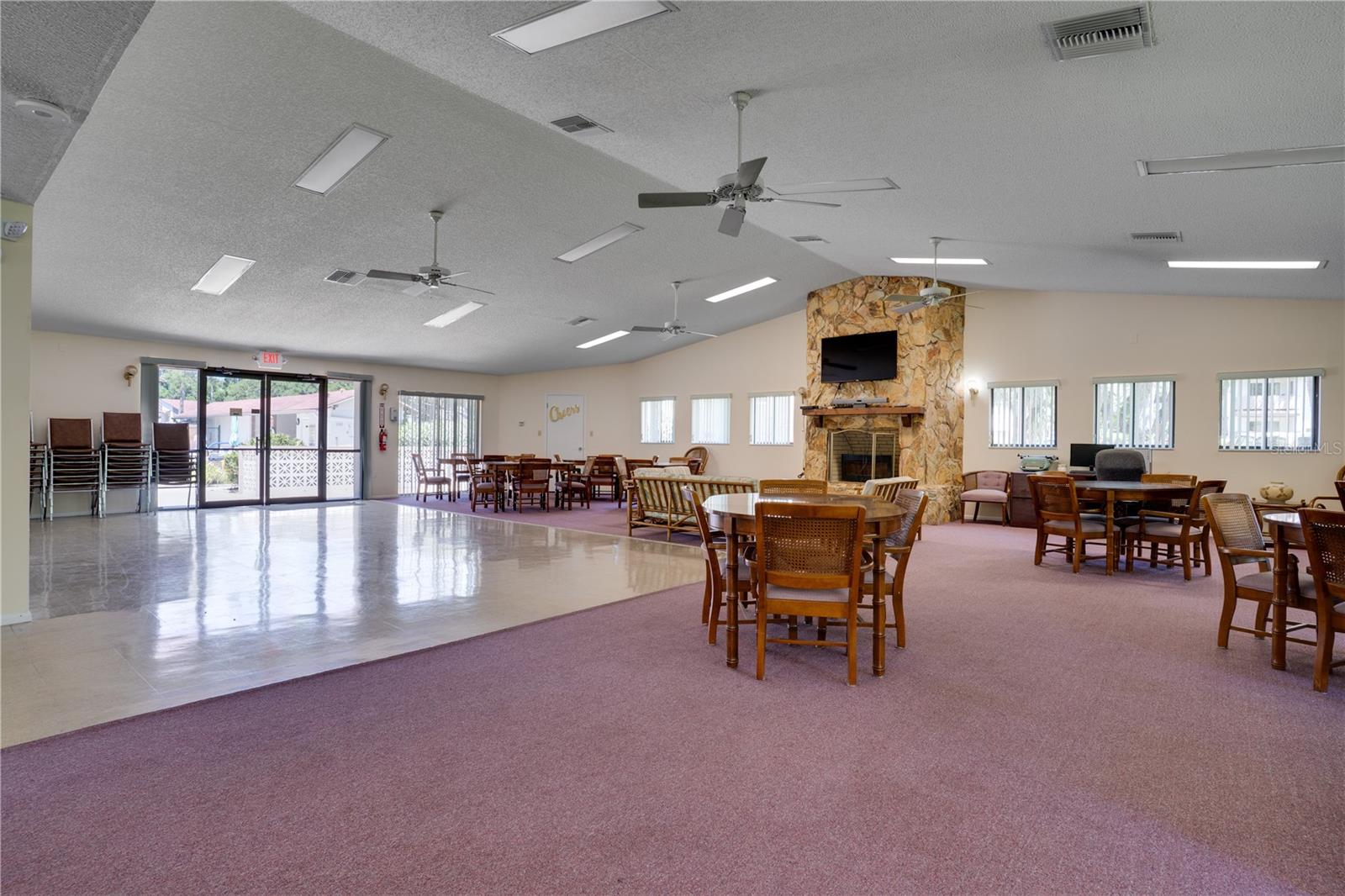 YORKTOWN AT BEACON PLACE - Residential