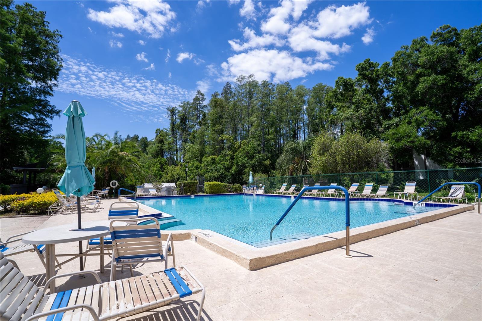 YORKTOWN AT BEACON PLACE - Residential