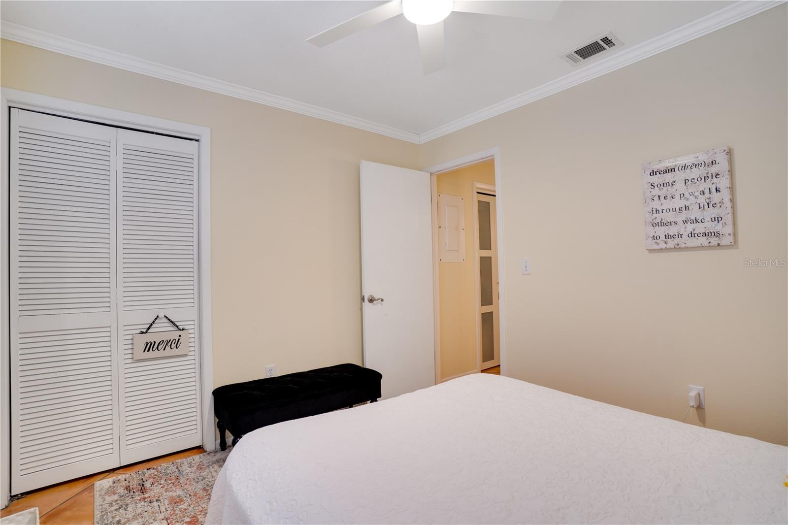 YORKTOWN AT BEACON PLACE - Residential