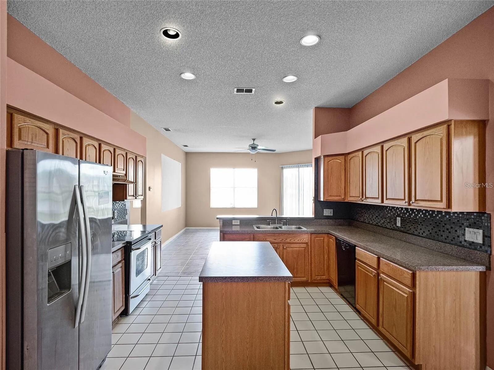 3991 KIAWA DRIVE