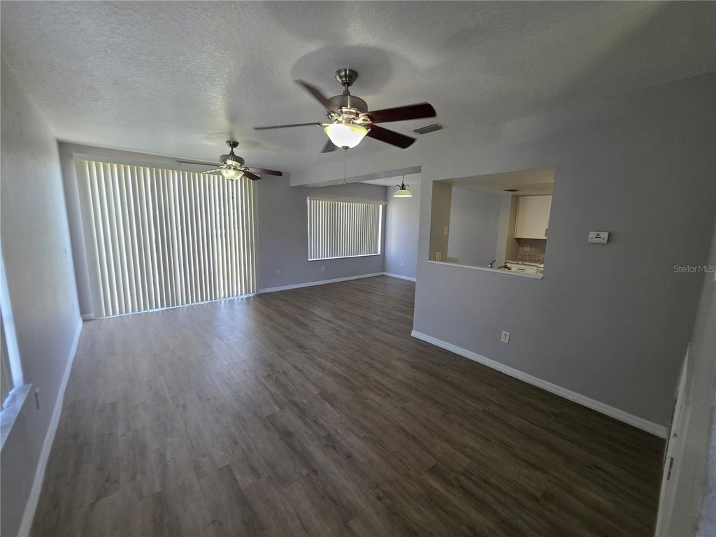Photo of 937 Washington Palm Loop, Davenport, FL 33897 (MLS # S5157321)