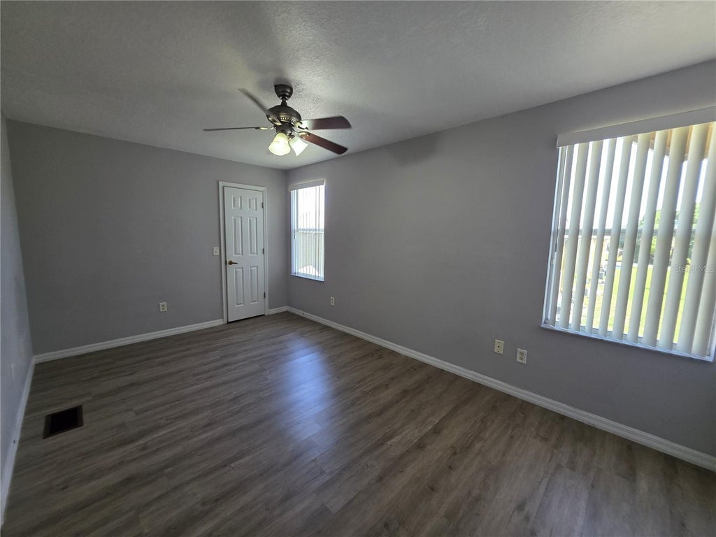 Photo of 937 Washington Palm Loop, Davenport, FL 33897 (MLS # S5157321)