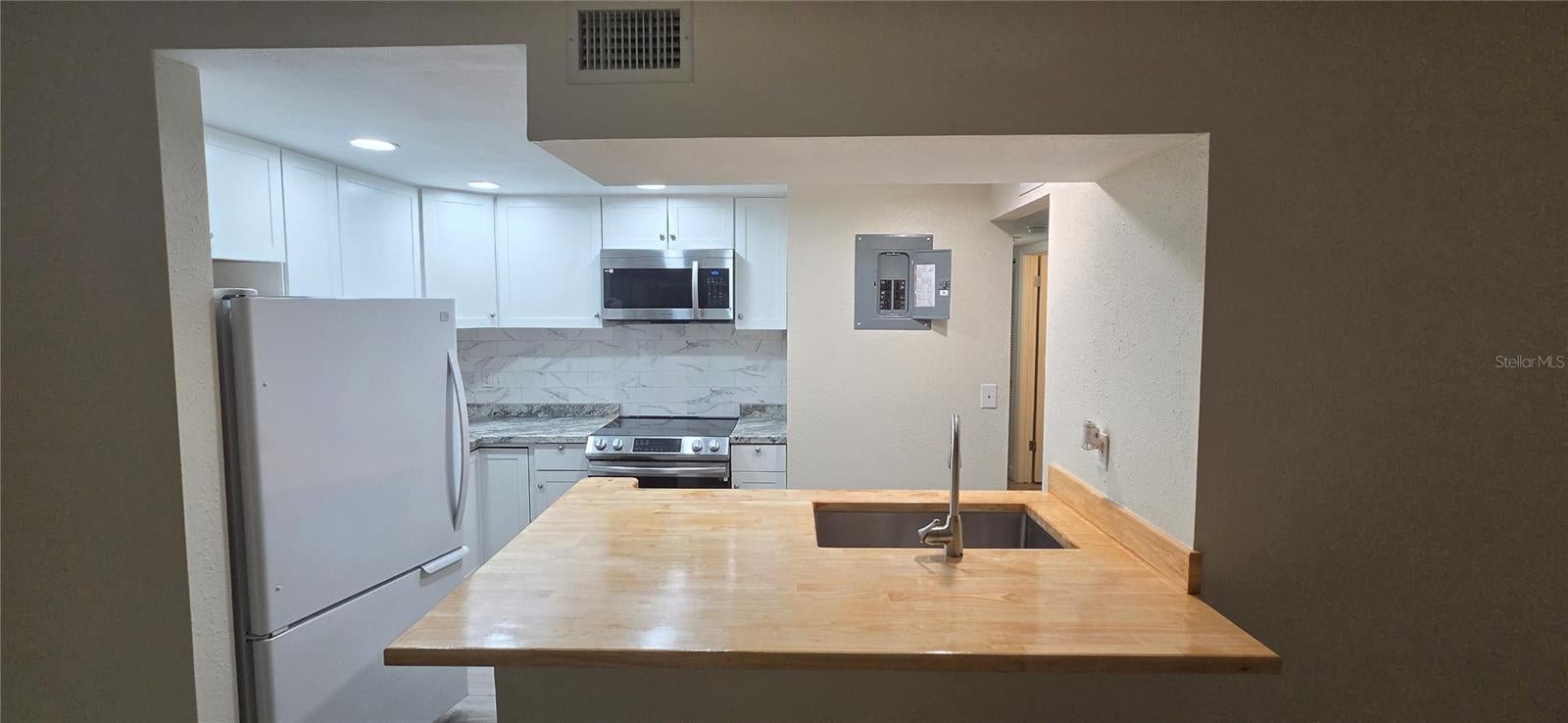 100 SWEETGUM WOODS COURT 14C
