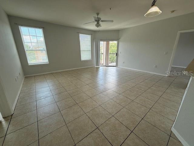 2000 ERVING CIRCLE 303
