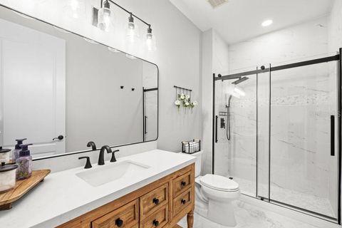 Tiny photo for 527 W Blue Water Edge Drive, Eustis, FL 32736 (MLS # O6378210)