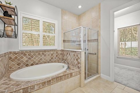 Tiny photo for 527 W Blue Water Edge Drive, Eustis, FL 32736 (MLS # O6378210)