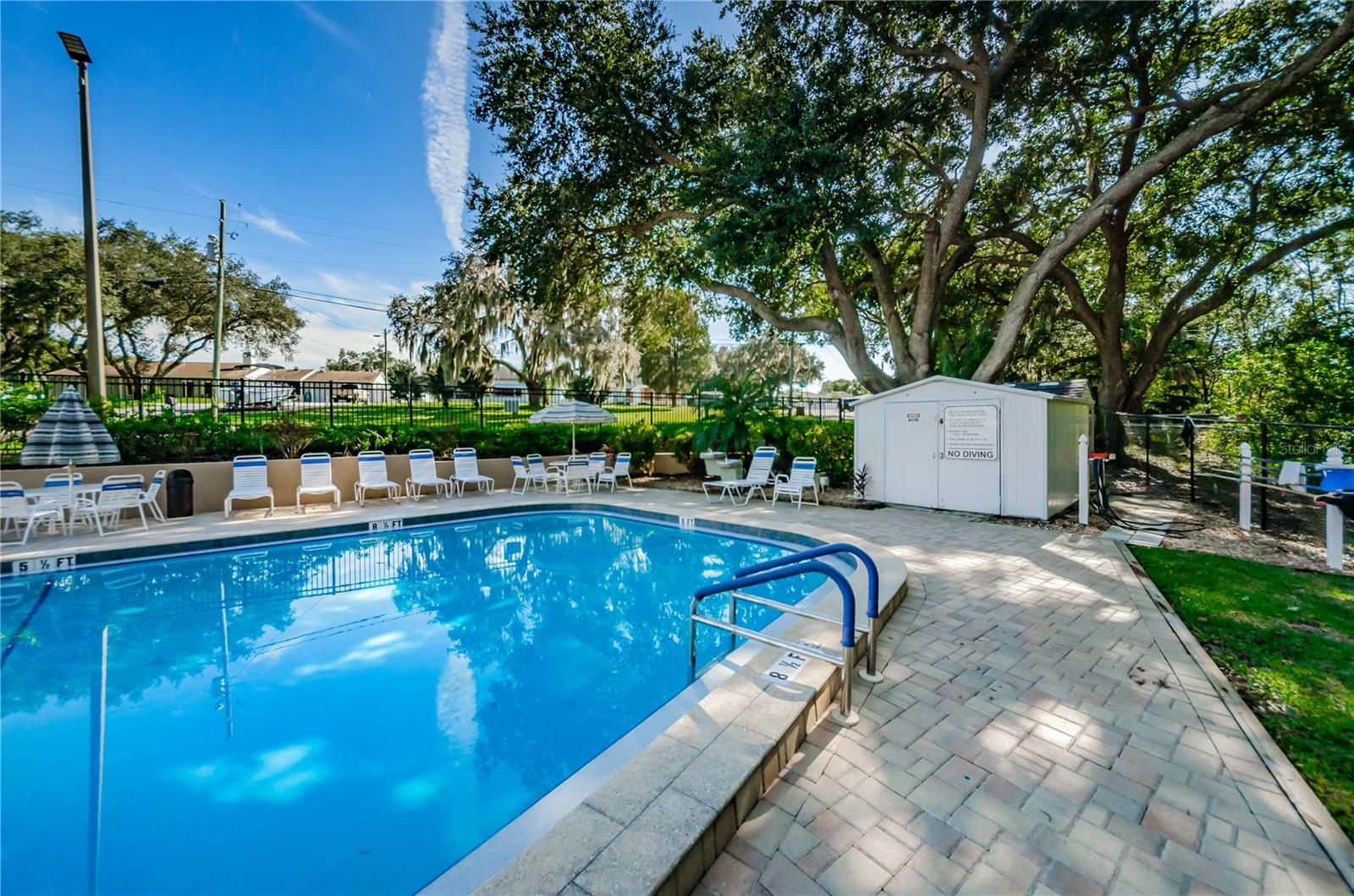 HIGHLAND LAKES 10 MODEL CENTER - Residential