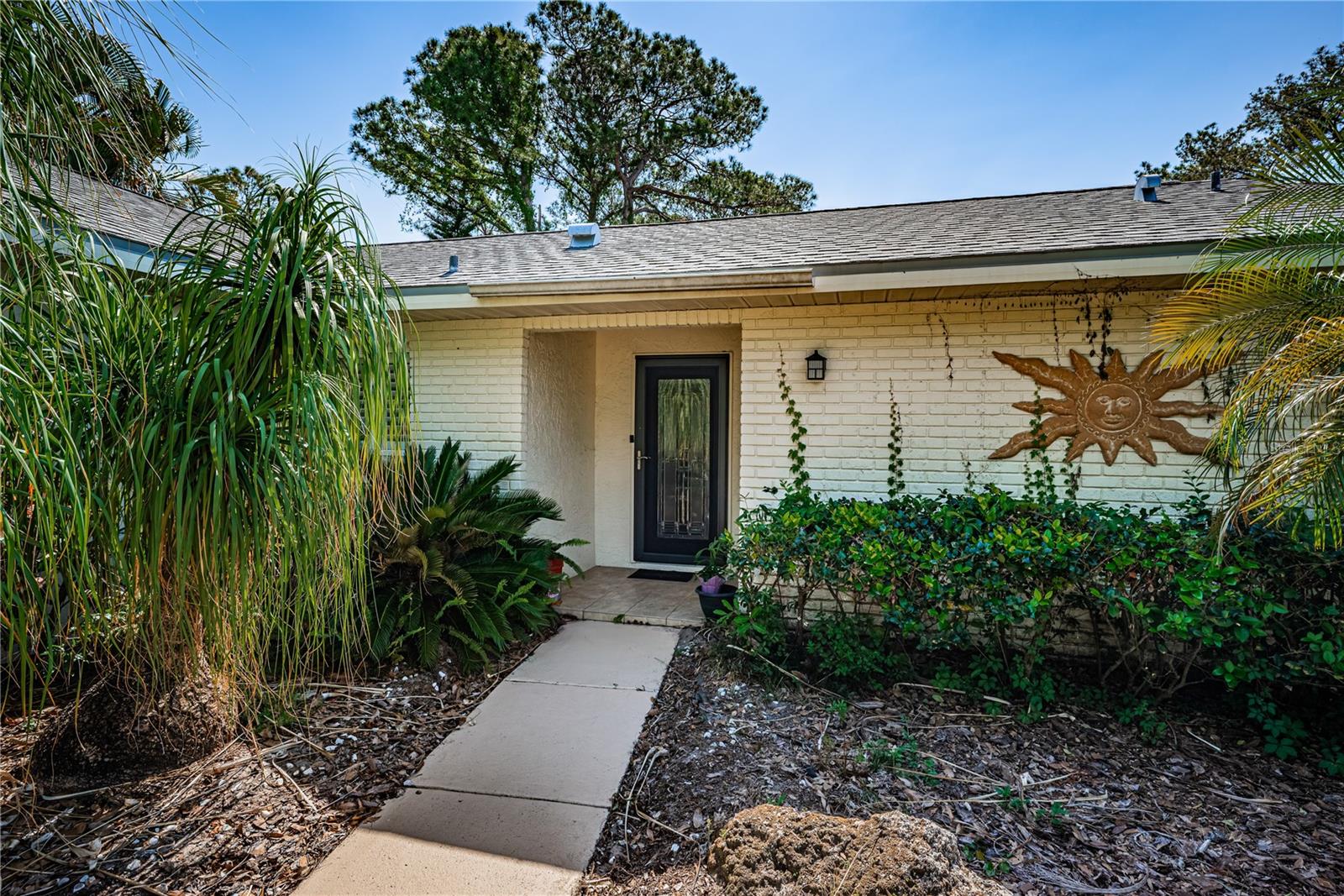 HIGHLAND LAKES 10 MODEL CENTER - Residential