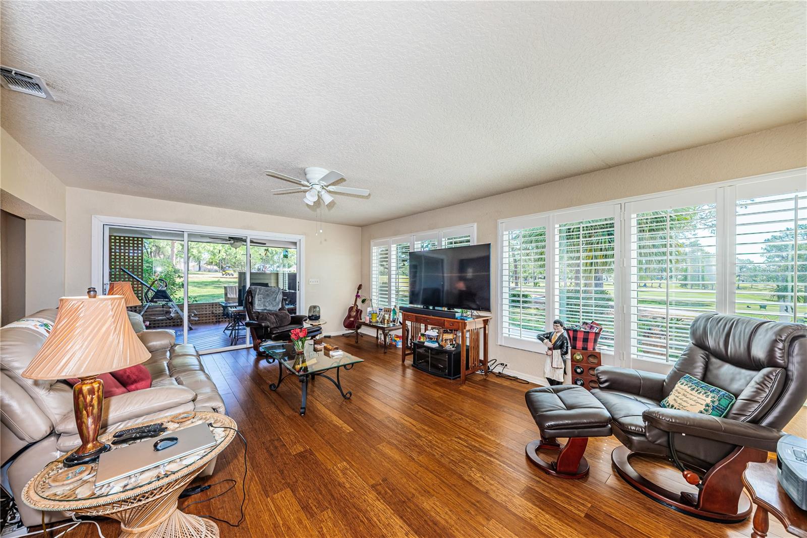 HIGHLAND LAKES 10 MODEL CENTER - Residential