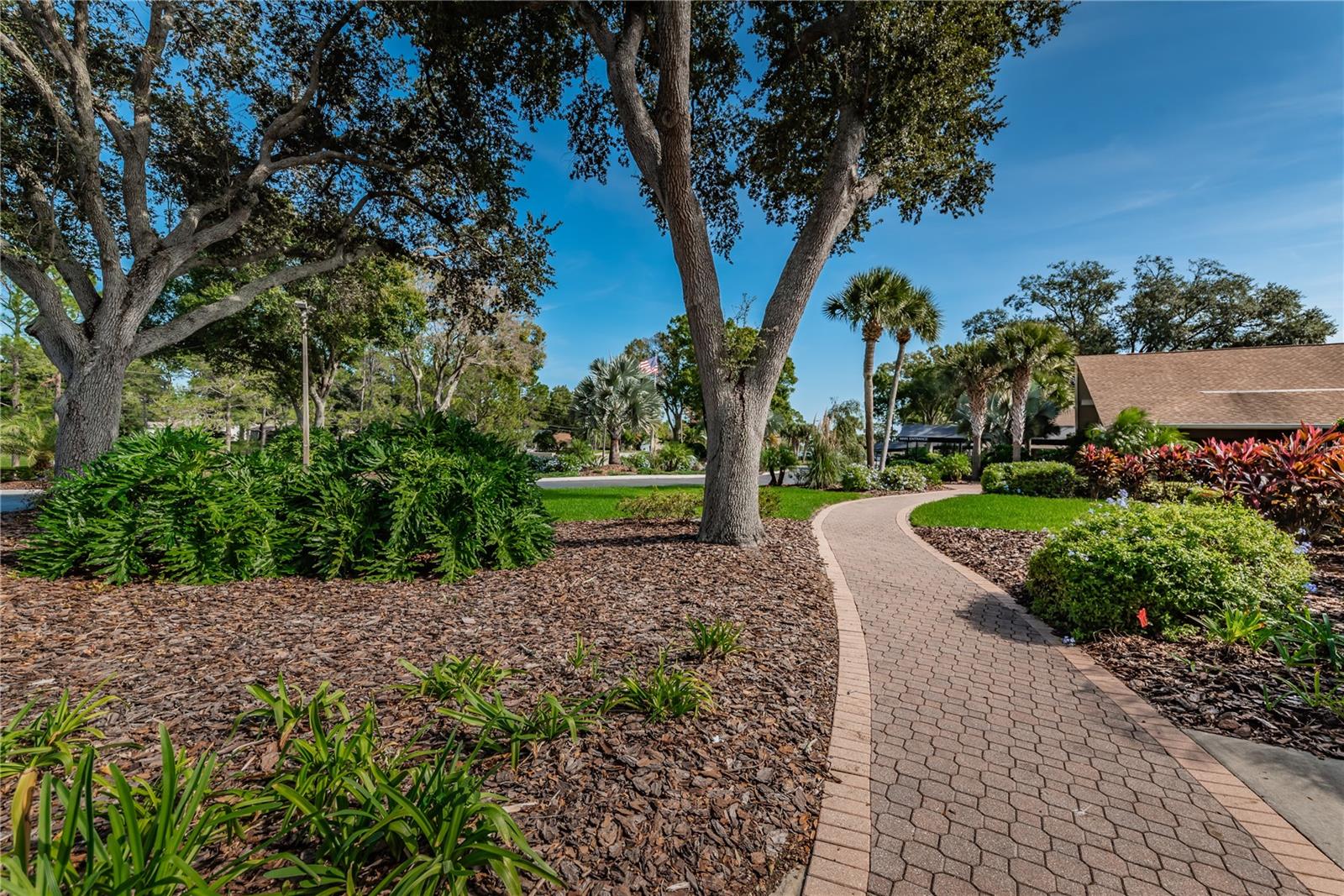 HIGHLAND LAKES 10 MODEL CENTER - Residential