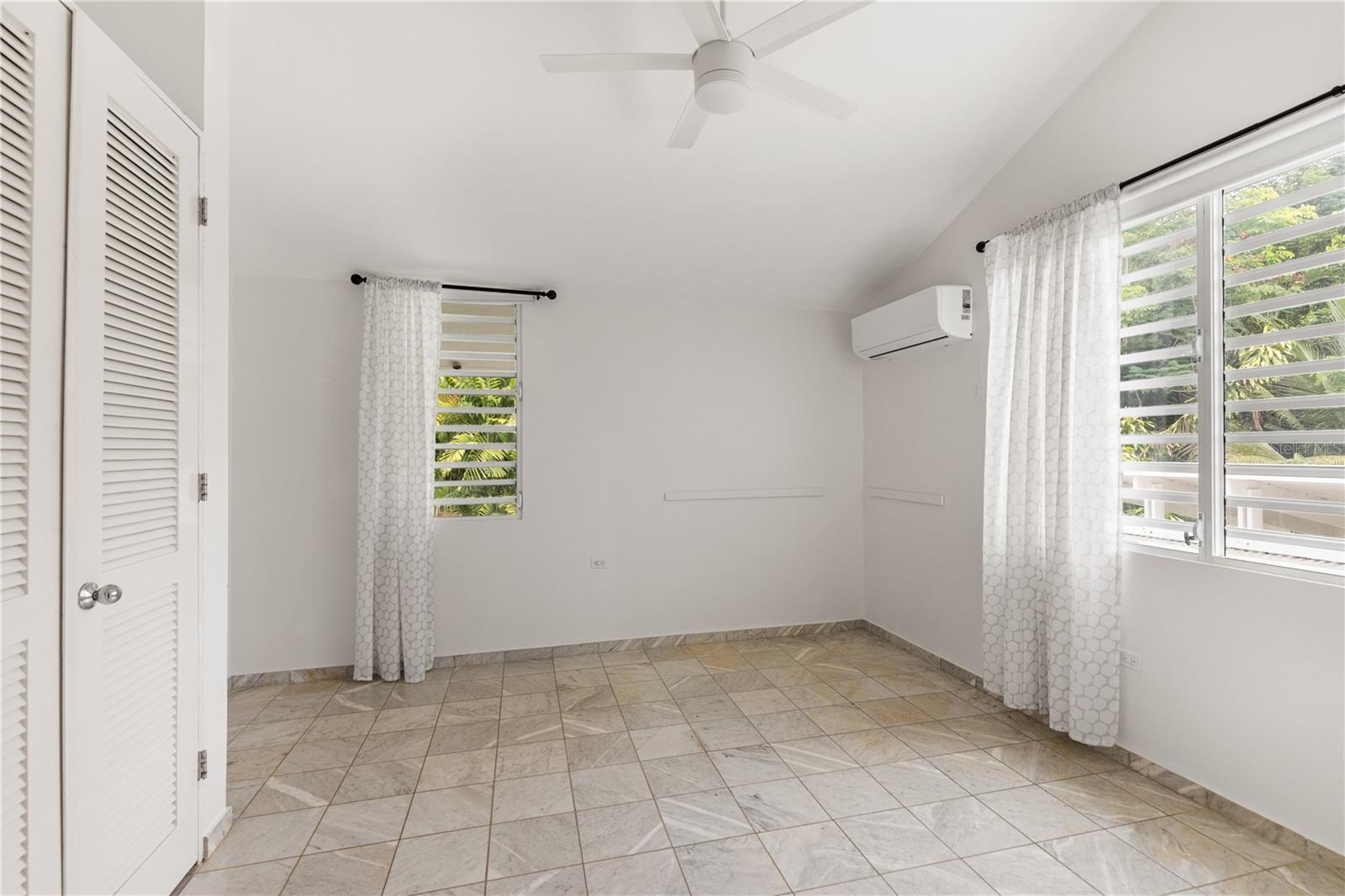 BALDWIN PARK - Residential