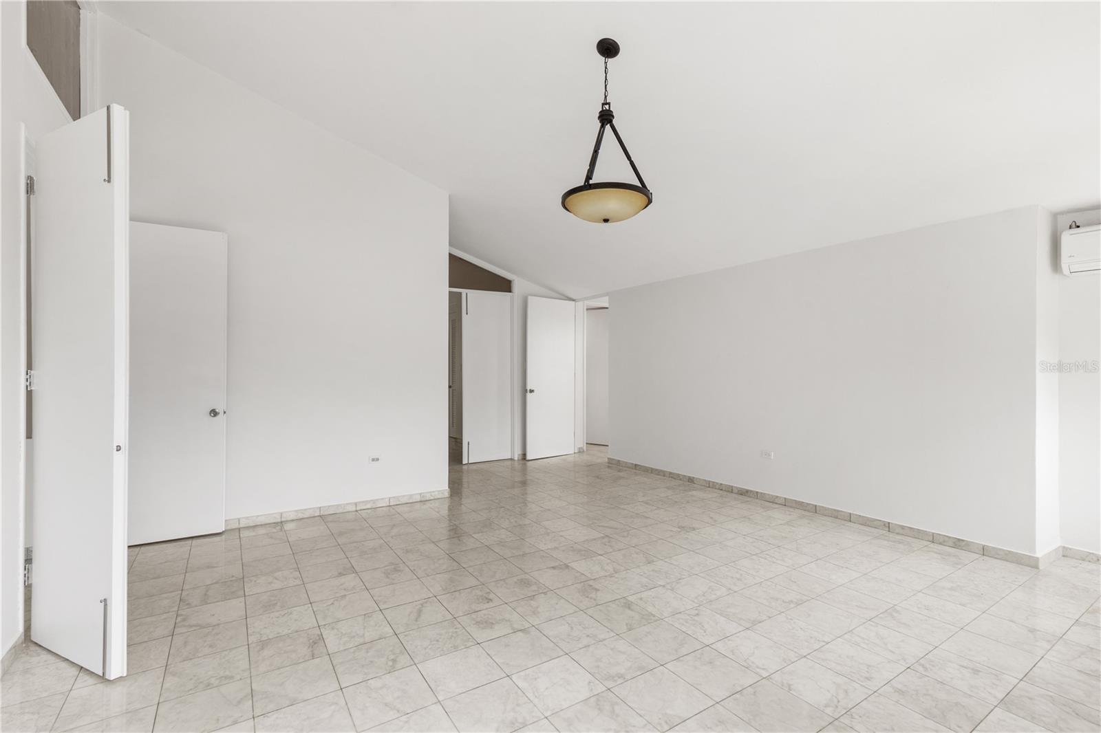 BALDWIN PARK - Residential