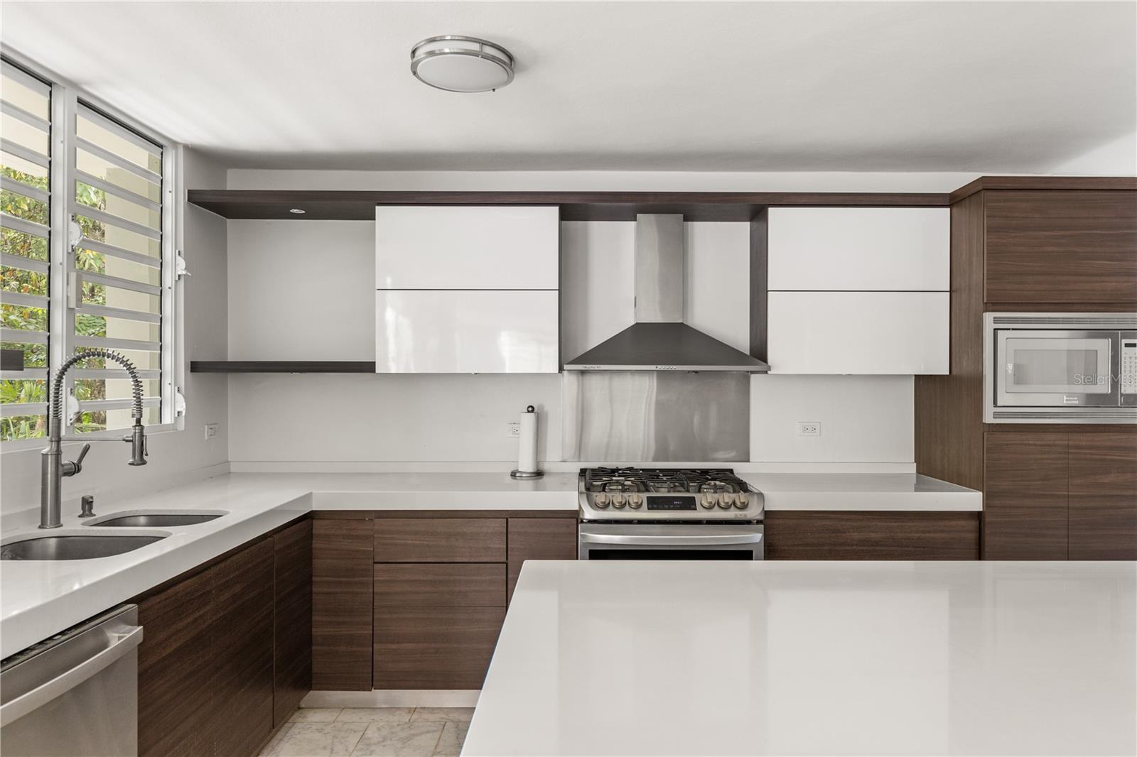 BALDWIN PARK - Residential