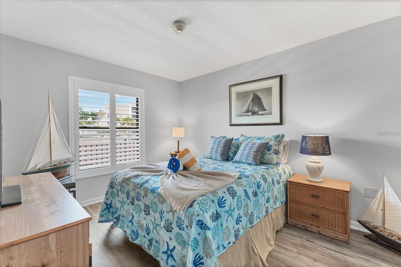 6480 MIDNIGHT PASS ROAD 311