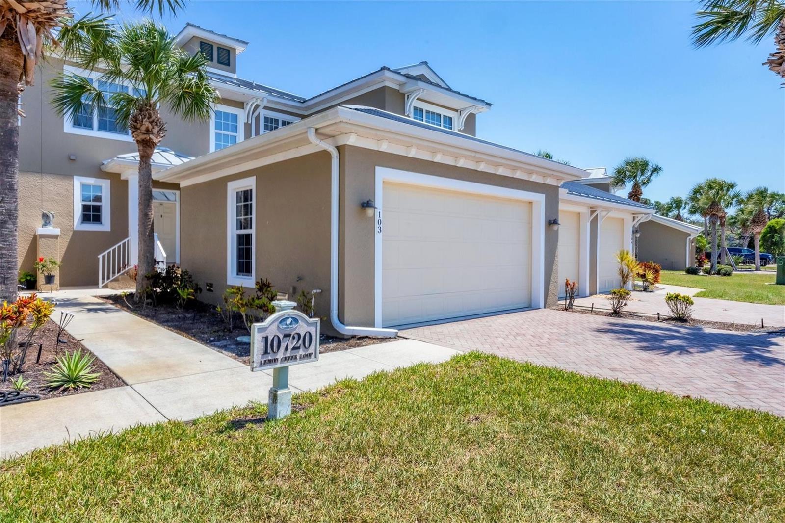 HAMMOCKS-VILLAS PH 12 - Residential Lease