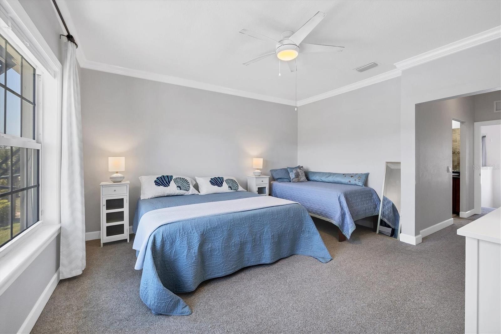 HAMMOCKS-VILLAS PH 12 - Residential Lease