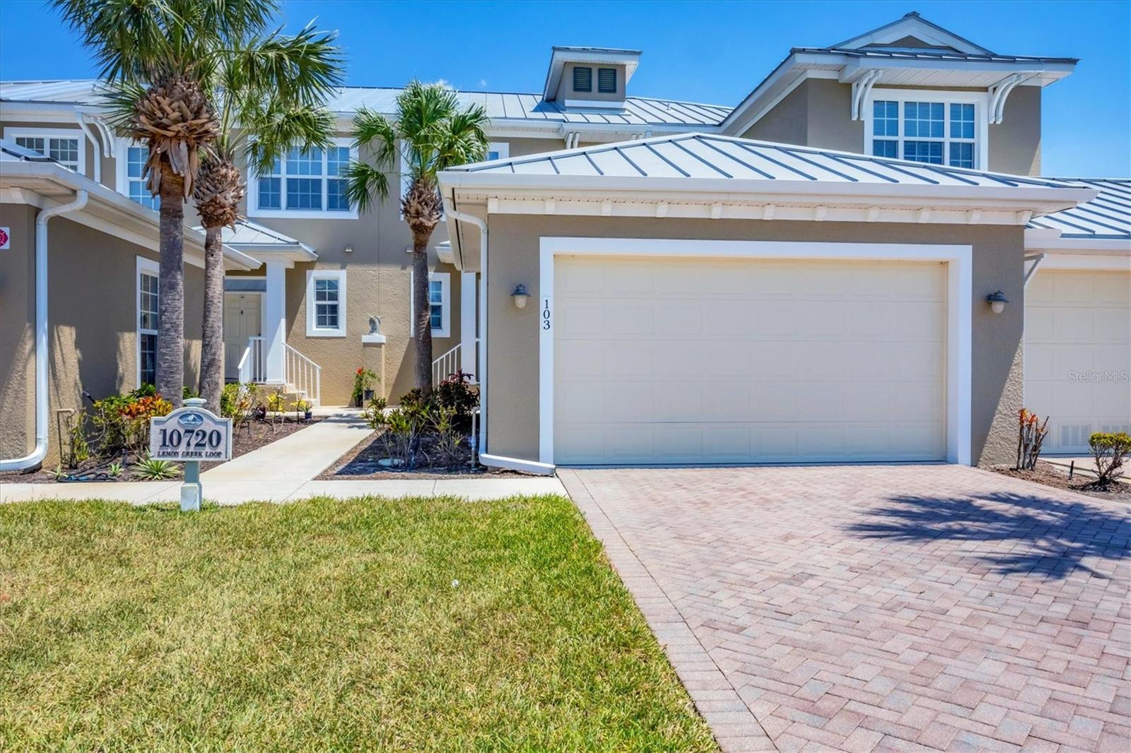 HAMMOCKS-VILLAS PH 12 - Residential Lease