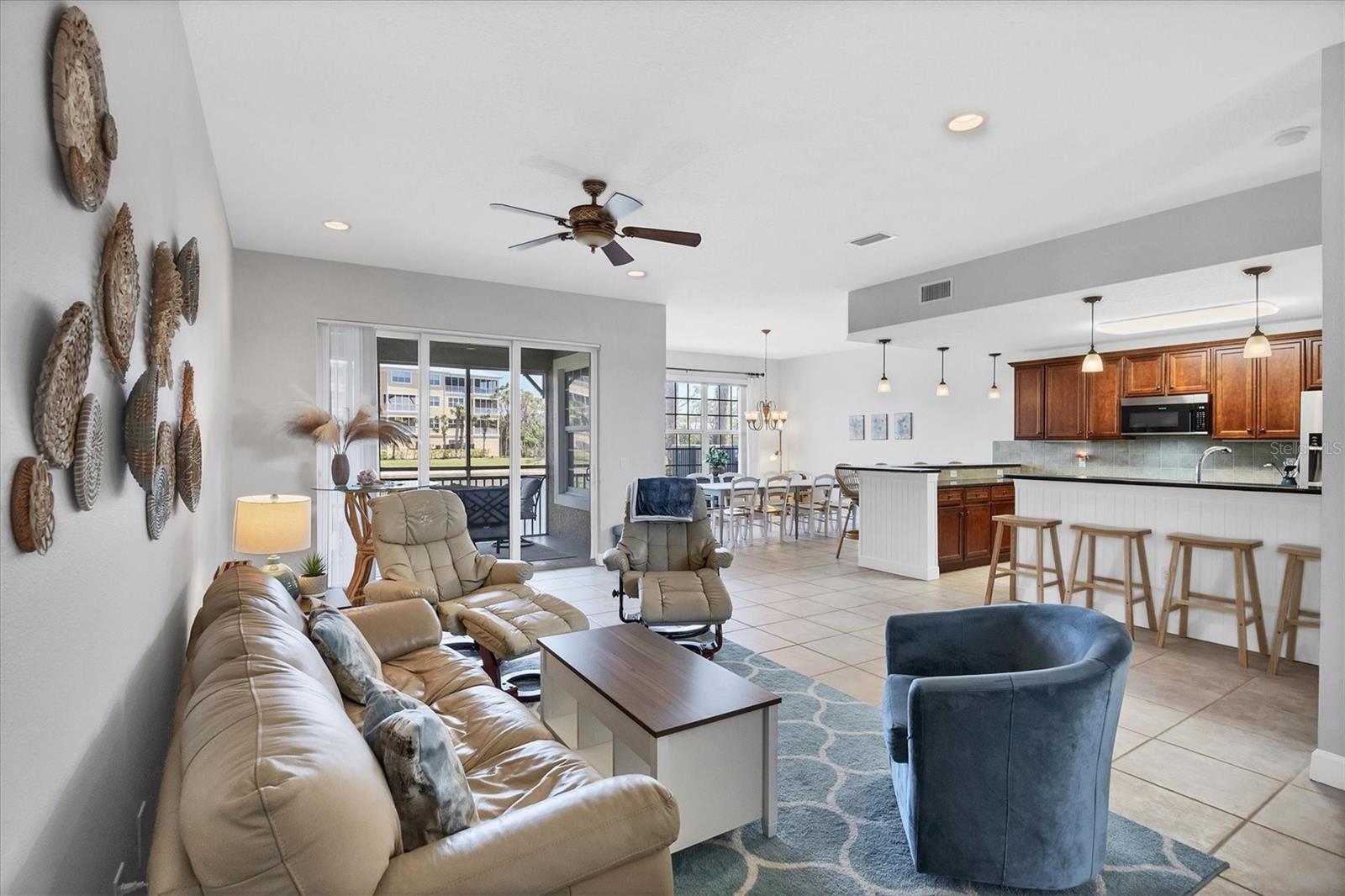 HAMMOCKS-VILLAS PH 12 - Residential Lease