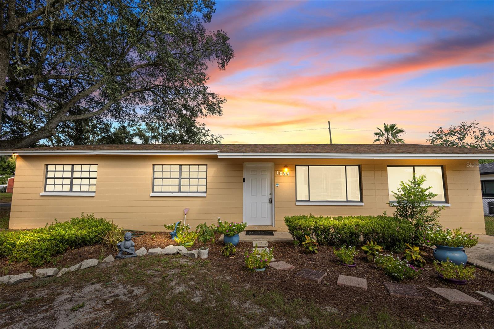 This beautifully updated 4-bedroom, 2-bathroom concrete block home in Gainesville’s Lincoln Estates offers modern comfort on a generous corner lot. The open floor plan is filled with natural light and features stylish upgrades throughout, including a refreshed kitchen with sleek countertops, contemporary cabinetry, and ample storage. Spacious bedrooms and tastefully finished bathrooms provide everyday ease, while the expansive yard creates an inviting space for gatherings, gardening, or quiet relaxation. Ideally located just minutes from schools, shopping, and dining, this move-in ready home combines convenience, privacy, and timeless appeal.