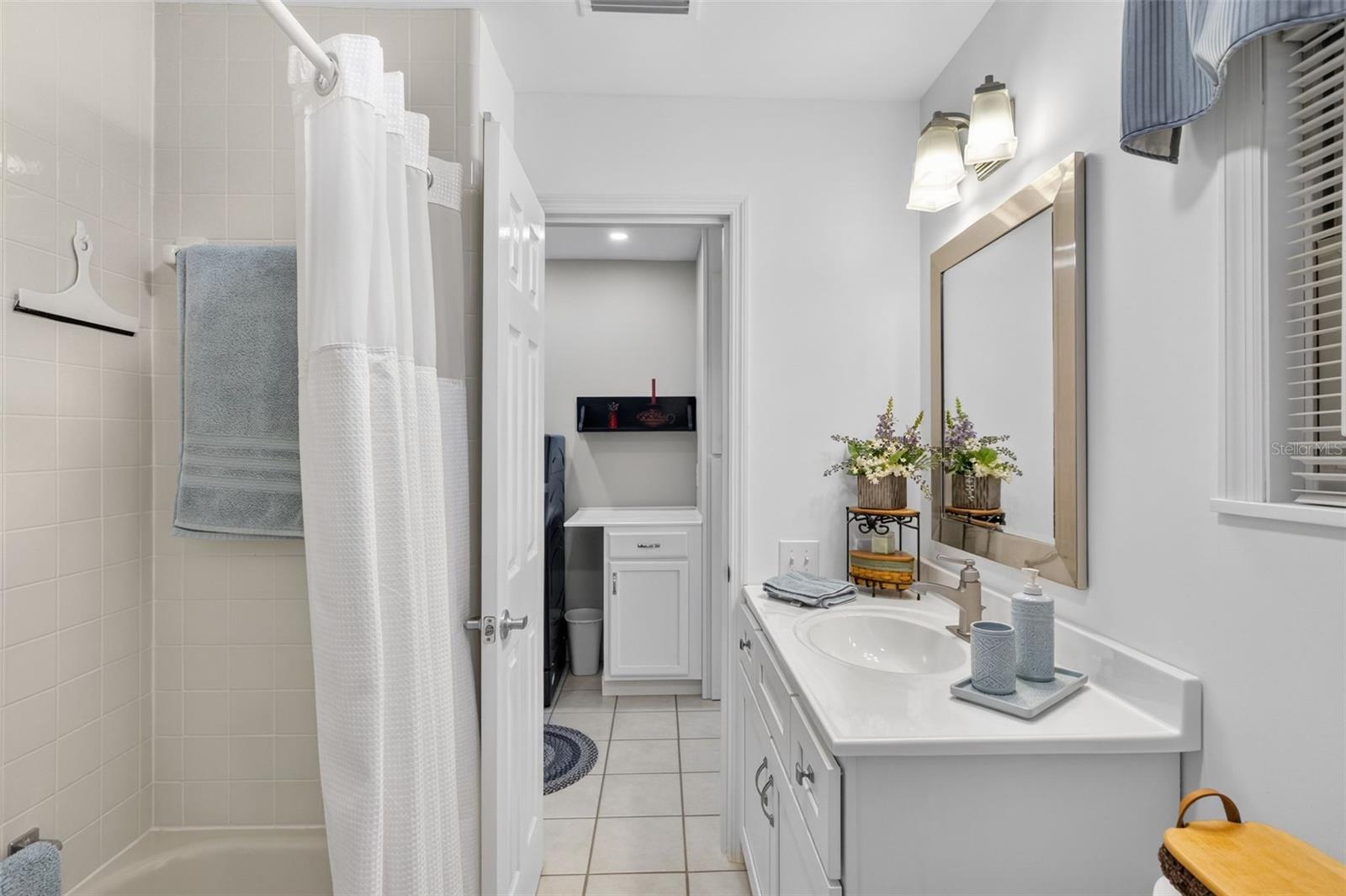 LA CASA MHP CO-OP - Residential