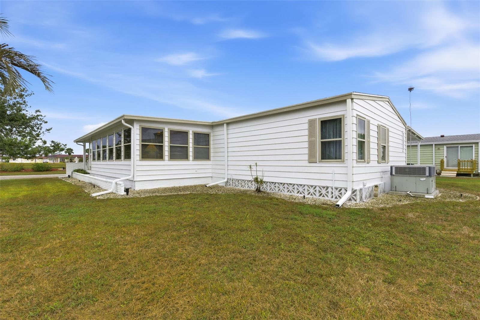 LA CASA MHP CO-OP - Residential