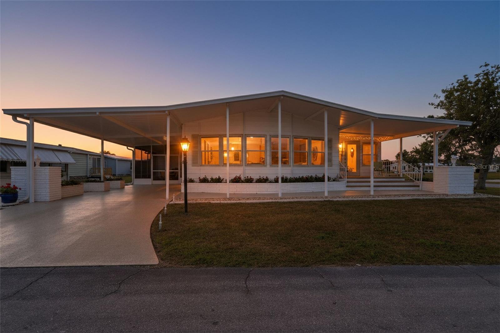 LA CASA MHP CO-OP - Residential