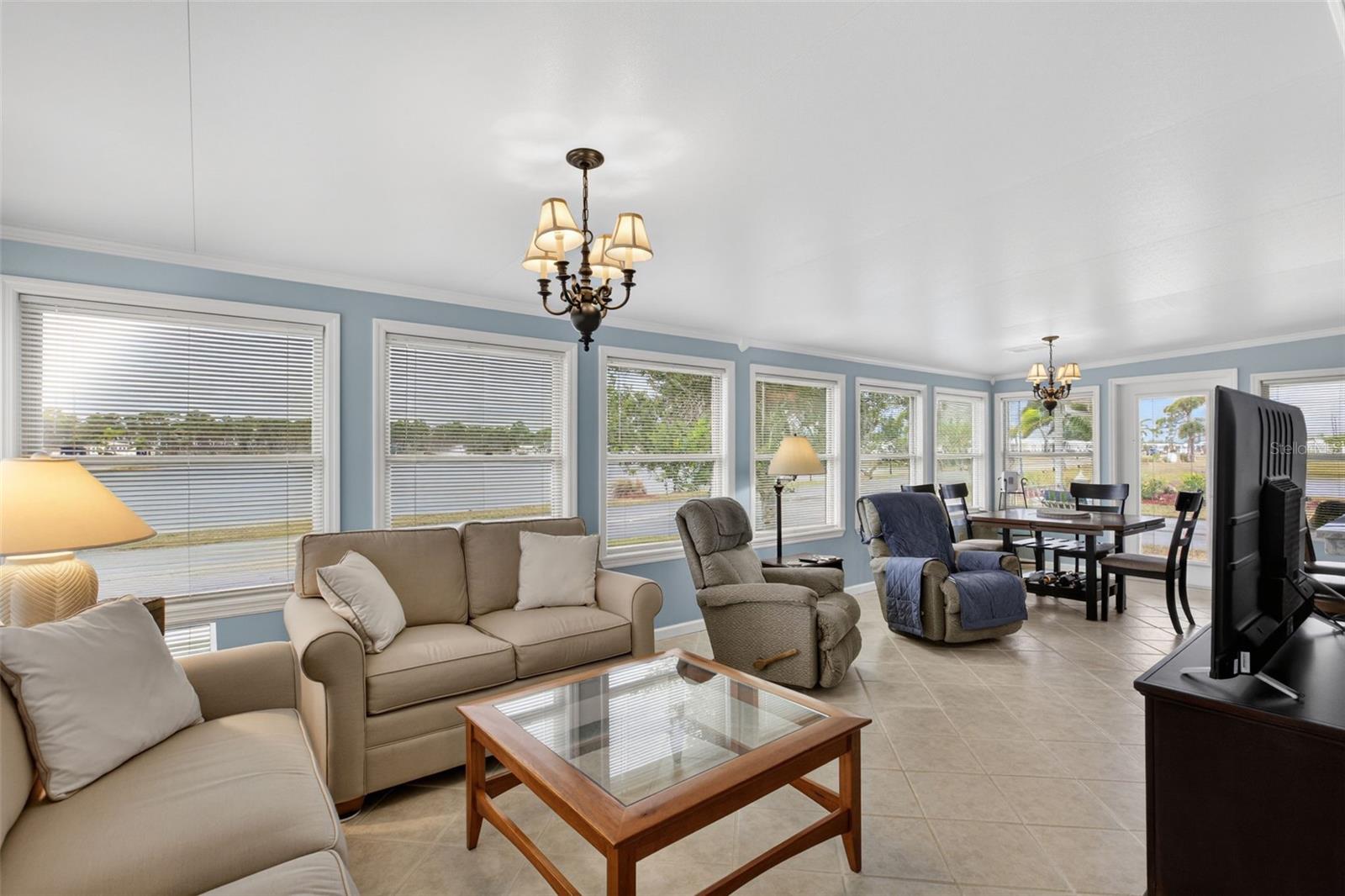 LA CASA MHP CO-OP - Residential