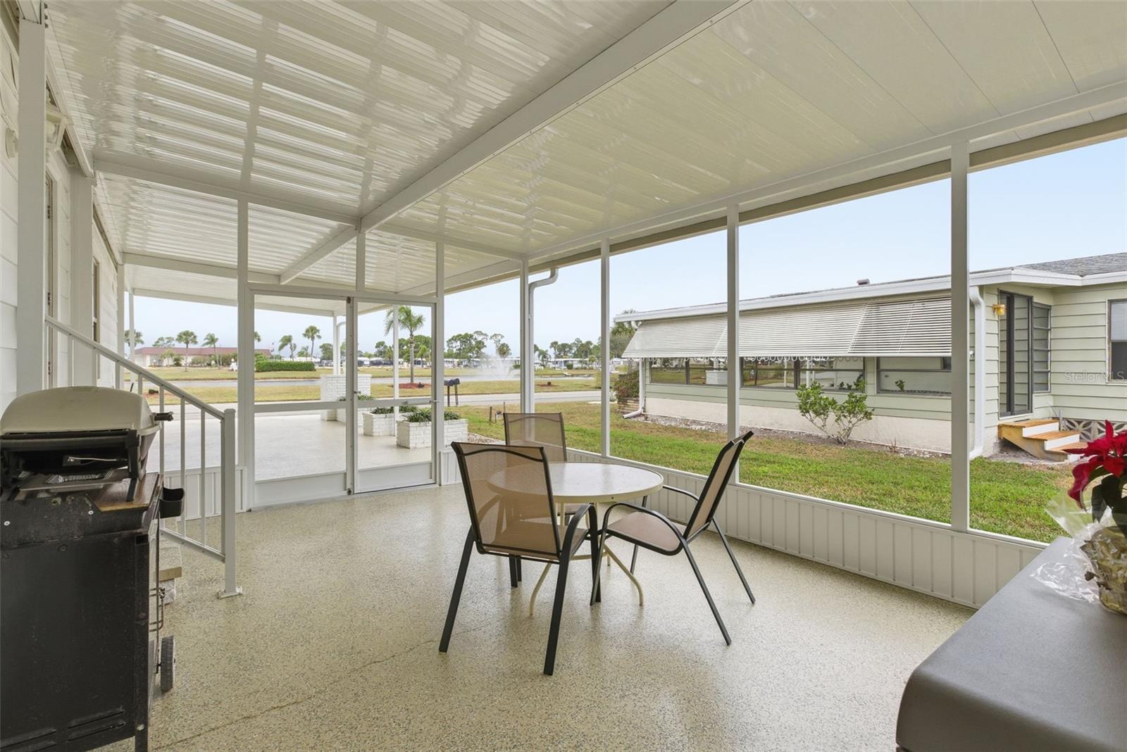 LA CASA MHP CO-OP - Residential