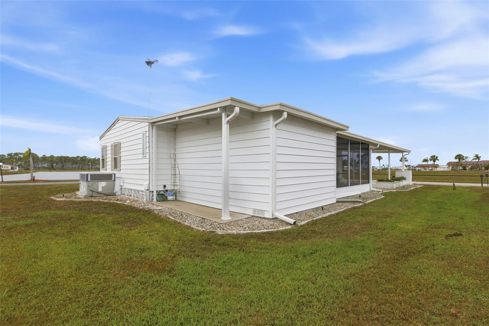 LA CASA MHP CO-OP - Residential