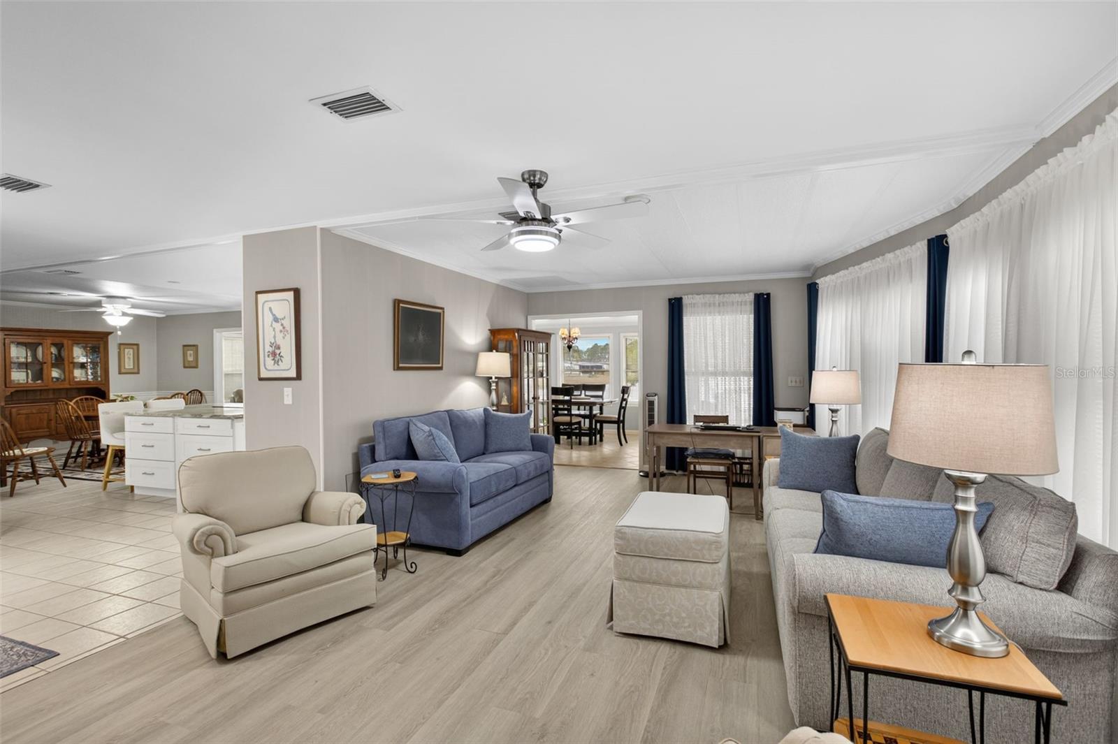 LA CASA MHP CO-OP - Residential