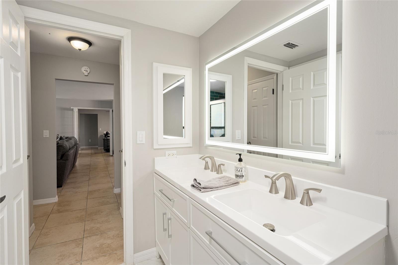 GOLDEN HILLS TURF & COUNTRY CLUB - Residential
